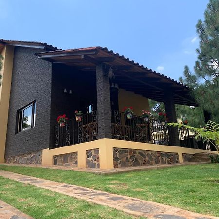 Cabana No.4 Puerta Del Bosque Mazamitla. Extérieur photo